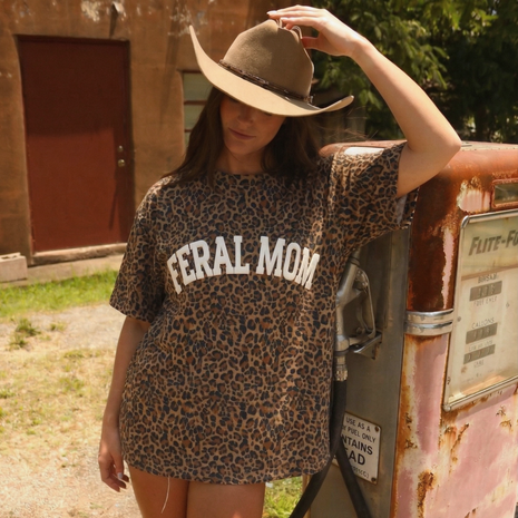 PUFF 'FERAL MOM' Leopard T-shirt