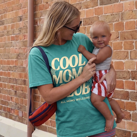 Cool Mom Club All Moms Welcome T-shirt