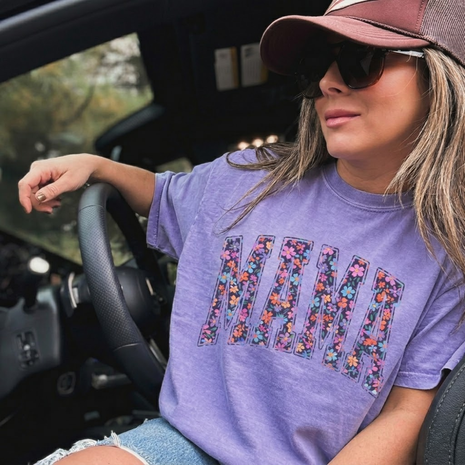 Boho Mama Flower Graphic T-shirt